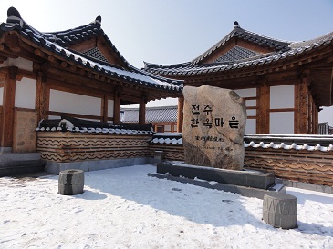 junju-1small.jpg